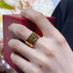 LOVE ring, small model, 1 diamond