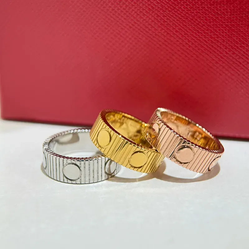 LOVE Unlimited Ring, with damond